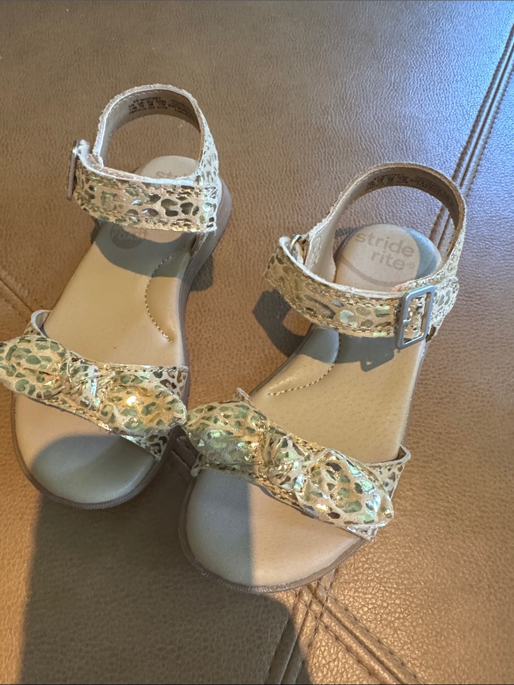 Stride Rite Girls' Gold Leopard Accent Sandals size 11